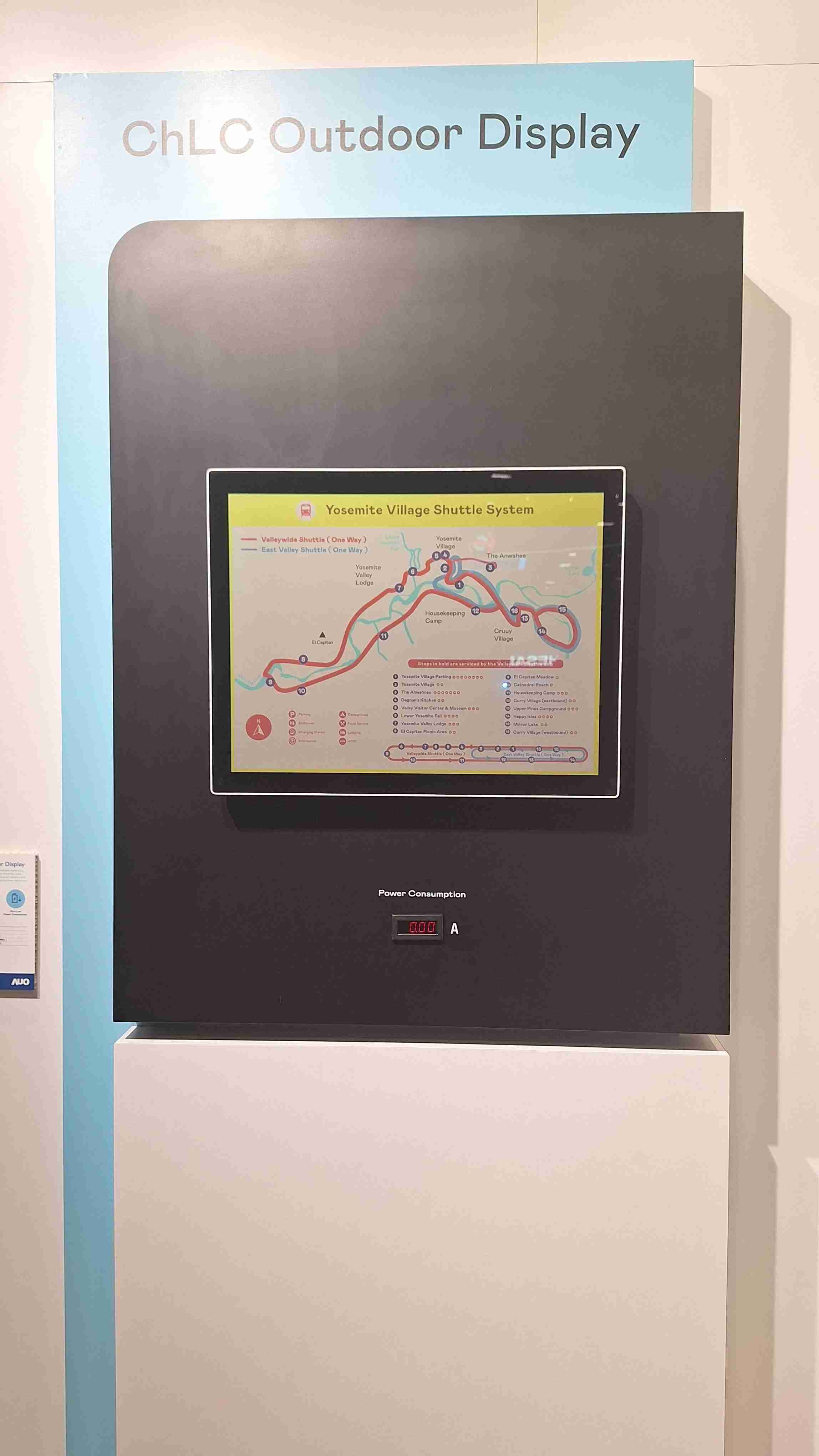 银河集团的「胆固醇液晶超低耗能户外全彩显示器」不只环保省电，，，且符合户外严苛使用环境，，拥有在摄氏-30度至85度下的宽温使用优势，，，，并且强光愈强愈能呈现绝佳的色彩饱和度及显示效果，，，易于安装的特性将成为户外电子看板的新首选。。